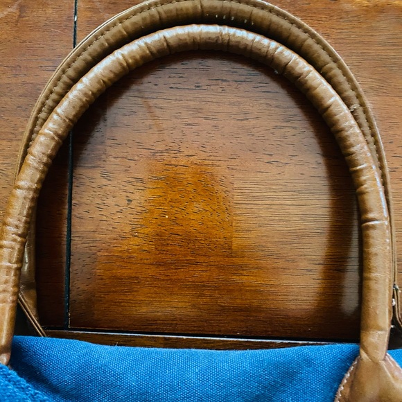 POLO Navy Weekender - Picture 4 of 4